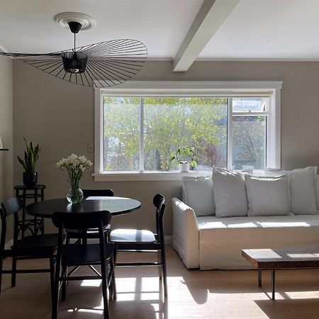 Comfortable And Stylish Apartment In Quiet Area Downtown Рейкявик Екстериор снимка